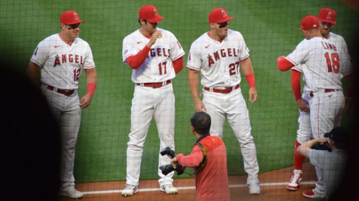 Shohei Ohtani, Mike Trout introduced in LA Angels home opener