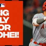 459!! Shohei Ohtani CRUSHES a game-tying homer!! He also ties the lead for MOST home runs in the AL!