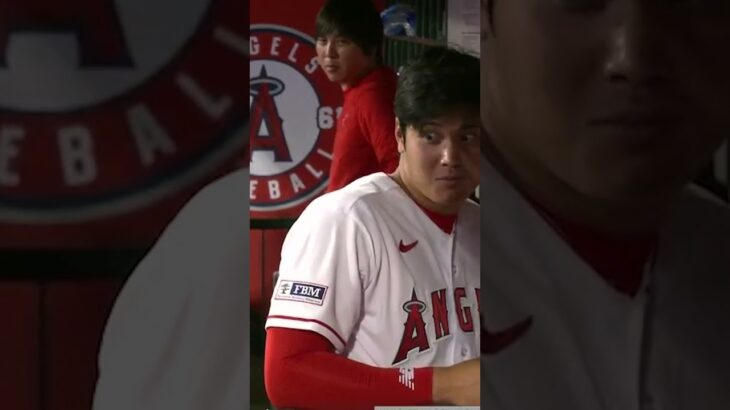 Shohei Ohtani has THE BEST reaction to almost getting hit by a ball in the dugout!! 😳