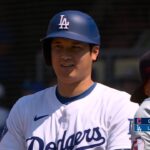 【ドジャース・大谷翔平 チーム初ヒット！】第2打席で粘りのバッティング！センター前ヒットで先制のチャンスを作るもまさかの牽制死