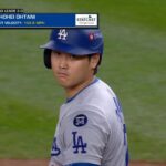 【ドジャース・大谷翔平 第3打席に3試合ぶりのヒット！】左肩負傷中もセンター前へ運び、得点のチャンスを広げる！