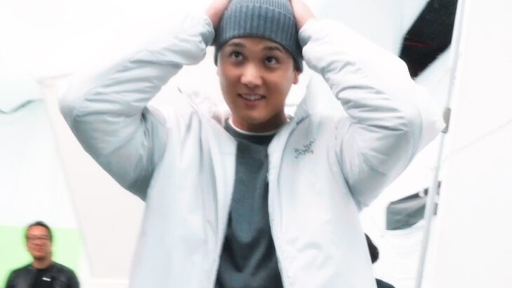 【大谷翔平】CM撮影、ニット帽でダウンジャケット姿が新鮮。／DUNLOP CMメイキング