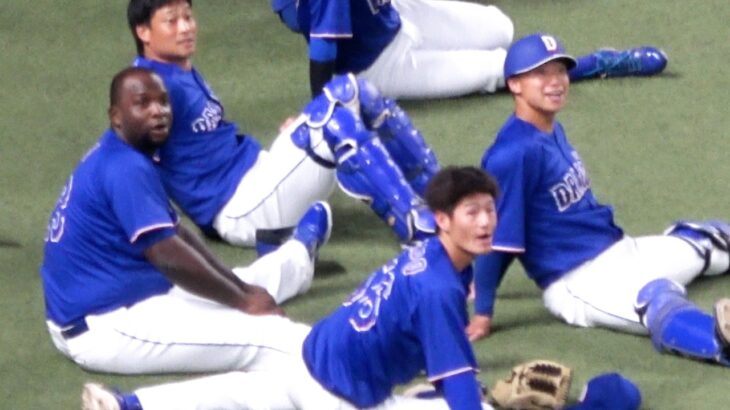 【大谷翔平】のバッティング練習にワクワクで見ている中日選手など 現地映像【侍ジャパン】