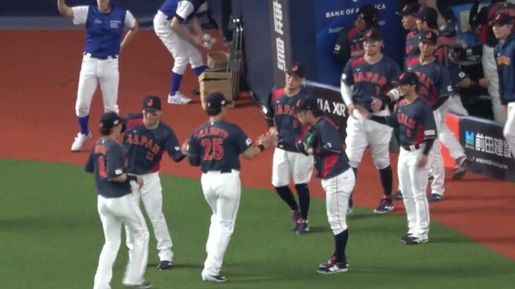 【侍ジャパン】【大谷翔平】自分のCMがビジョンに流れるとチラ見で確認 現地映像 強化試合 阪神戦